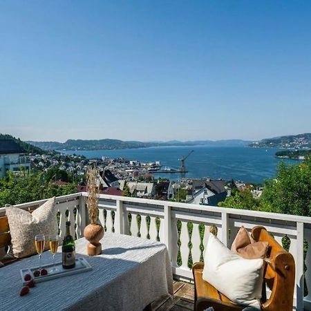 Spacious Villa With View - 5Br - Free Parking - Great Wi-Fi Bergen Exteriér fotografie