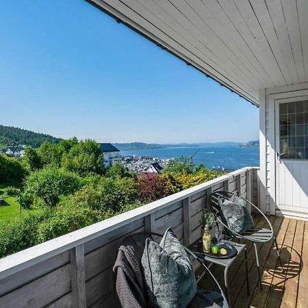 Spacious Villa With View - 5Br - Free Parking - Great Wi-Fi Bergen Exteriér fotografie